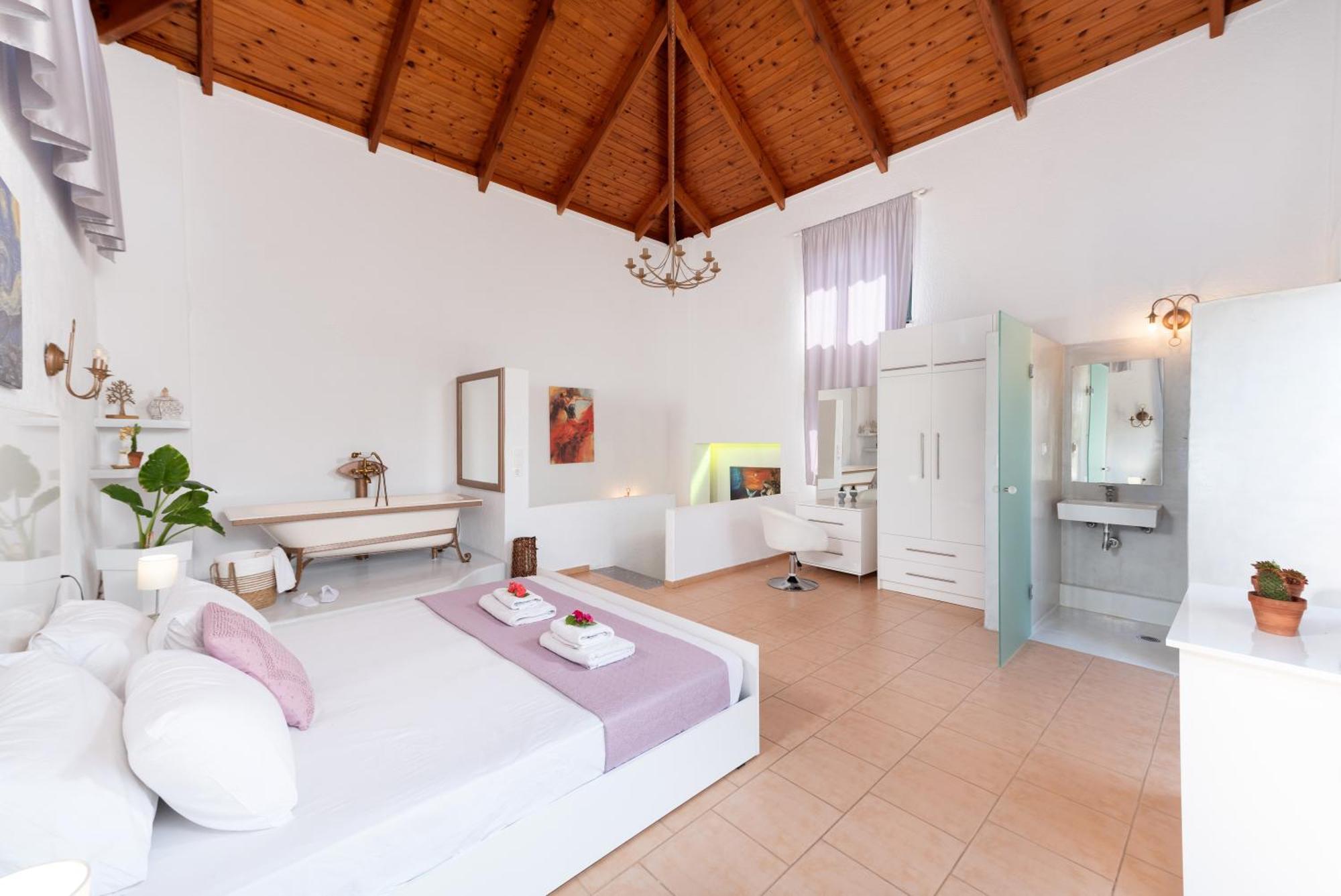 Coastal Dream Beachview Jacuzzi& Sauna Amoudara  Dış mekan fotoğraf