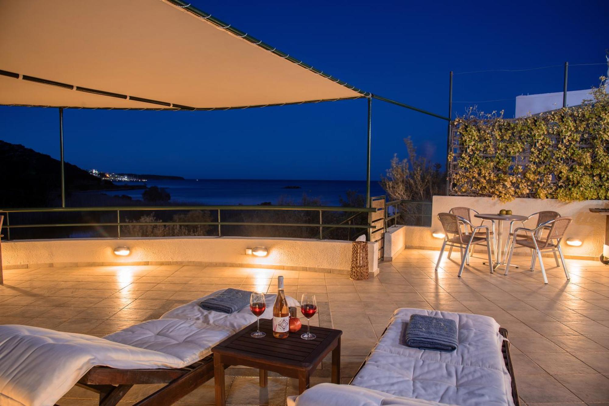 Coastal Dream Beachview Jacuzzi& Sauna Amoudara  Dış mekan fotoğraf