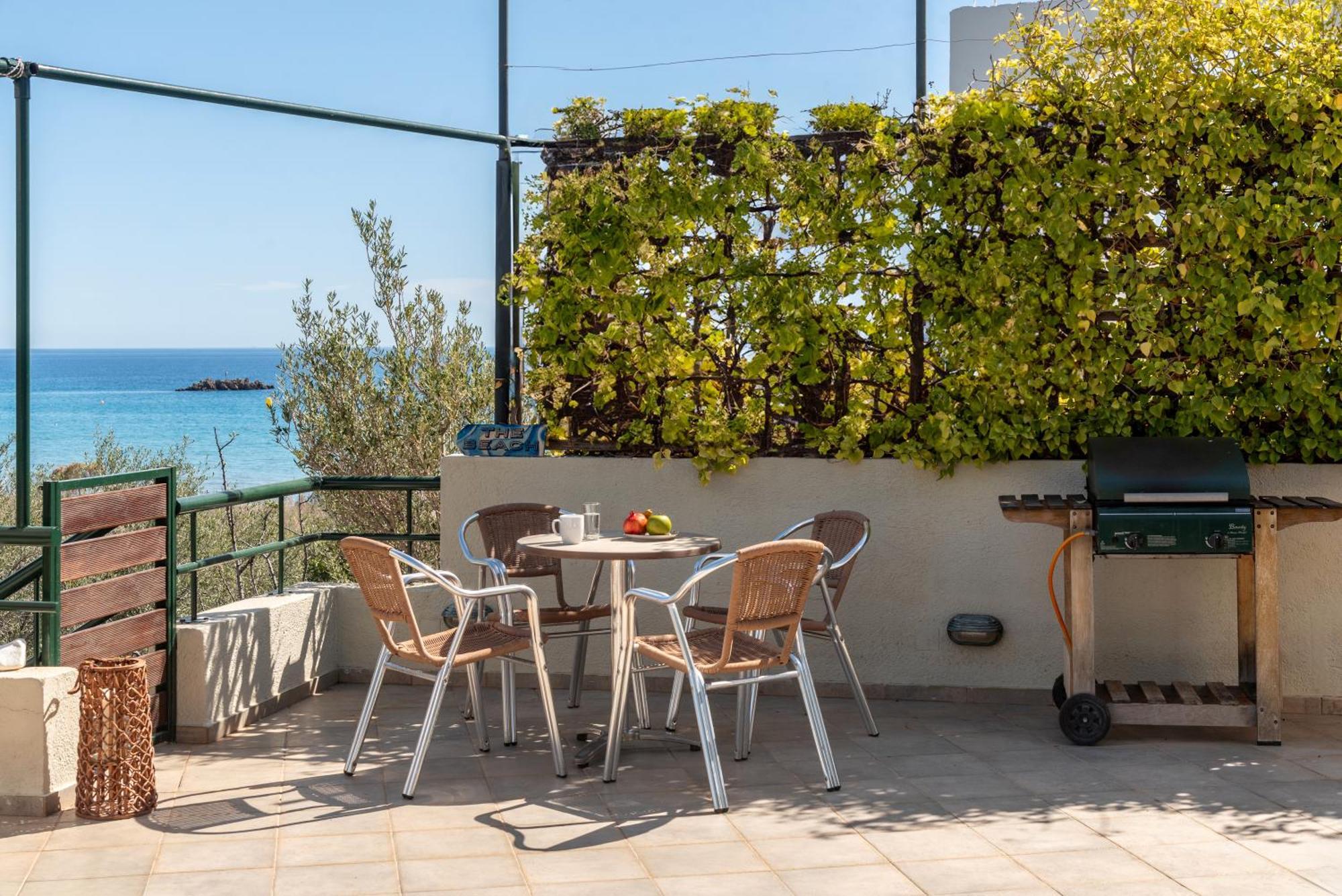 Coastal Dream Beachview Jacuzzi& Sauna Amoudara  Dış mekan fotoğraf